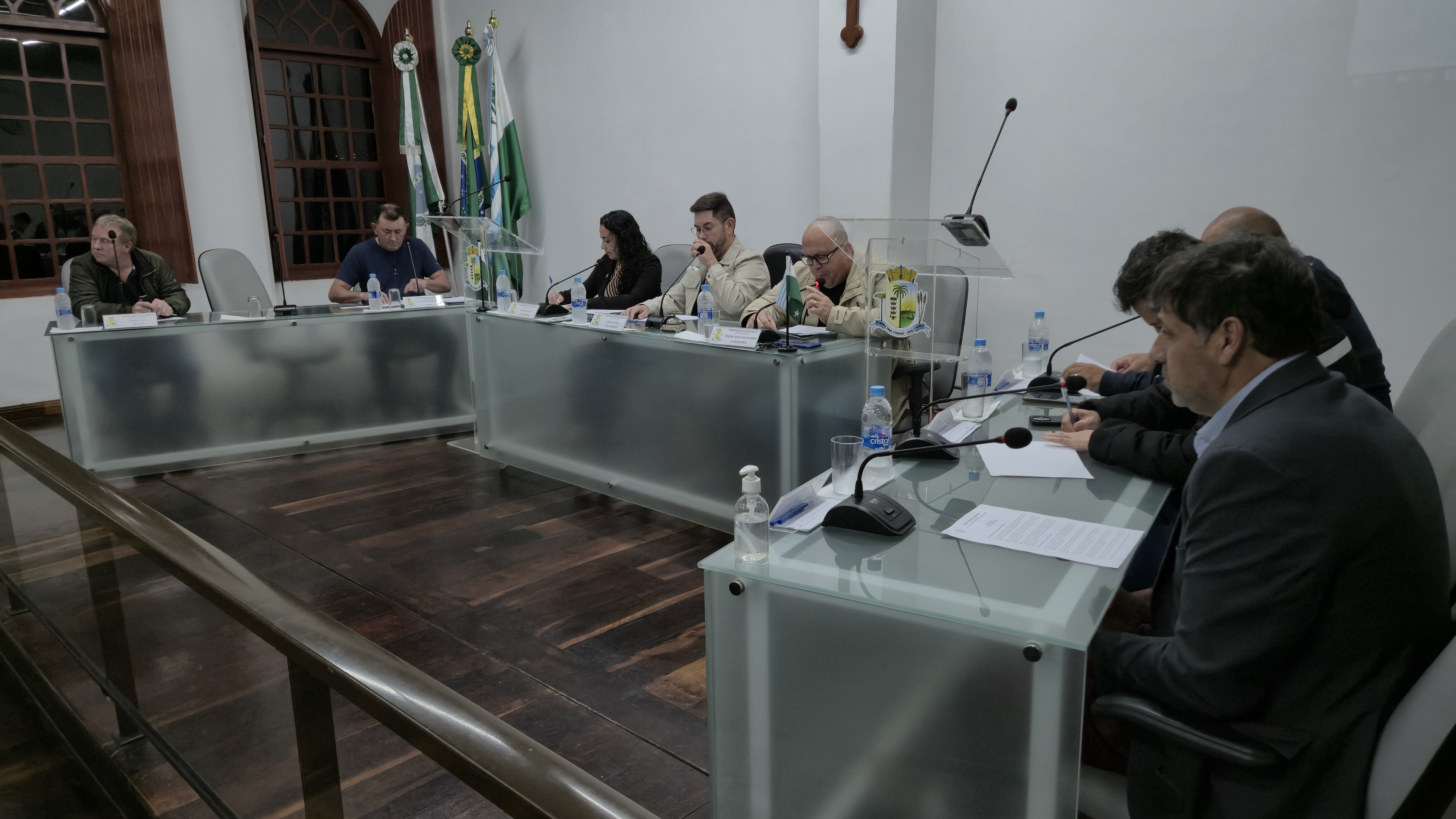16ª Sessão debate repasse de recursos ao executivo e concede homenagem a AACARUP