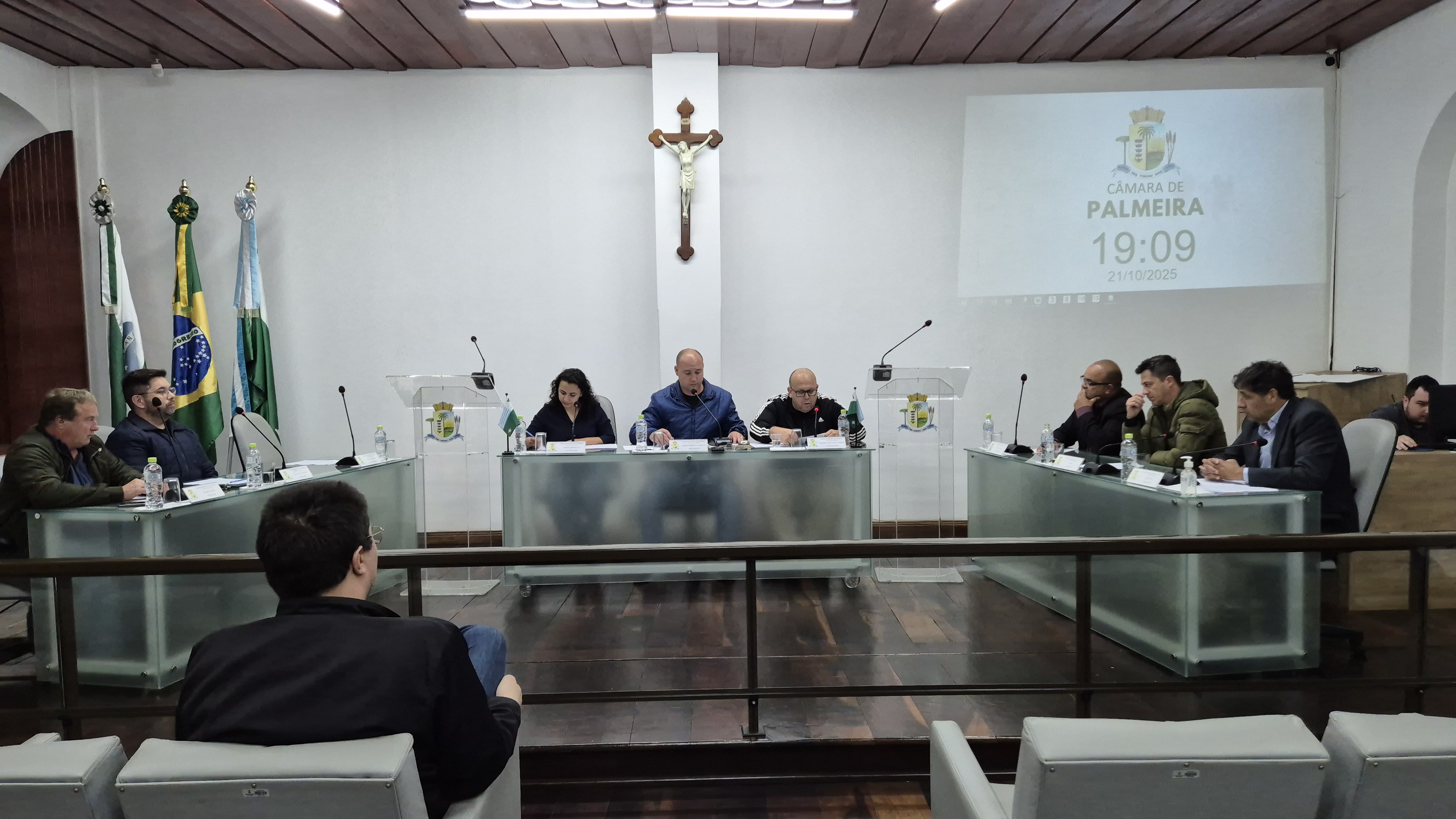 Câmara realiza 38ª sessão ordinária e arquiva projeto sobre subsídio dos vereadores