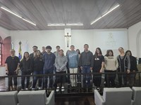 Estudantes do Colégio Henrique Stadler simulam trabalho legislativo Câmara Municipal