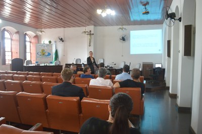 Escola do legislativo 23.03.2017 (1).JPG