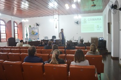 Escola do legislativo 11.05.2017 (3).JPG