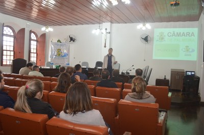 Escola do legislativo 11.05.2017 (5).JPG