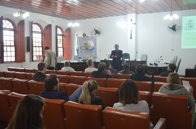 Escola do legislativo 11.05.2017 (9).JPG