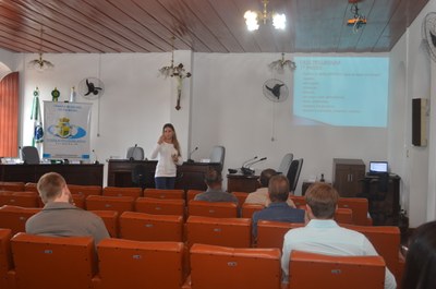 Escola do Legislativo 20.04.2017 (1).JPG
