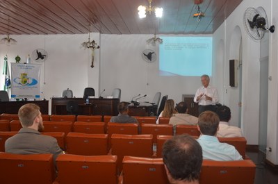 Escola do Legislativo 20.04.2017 (5).JPG
