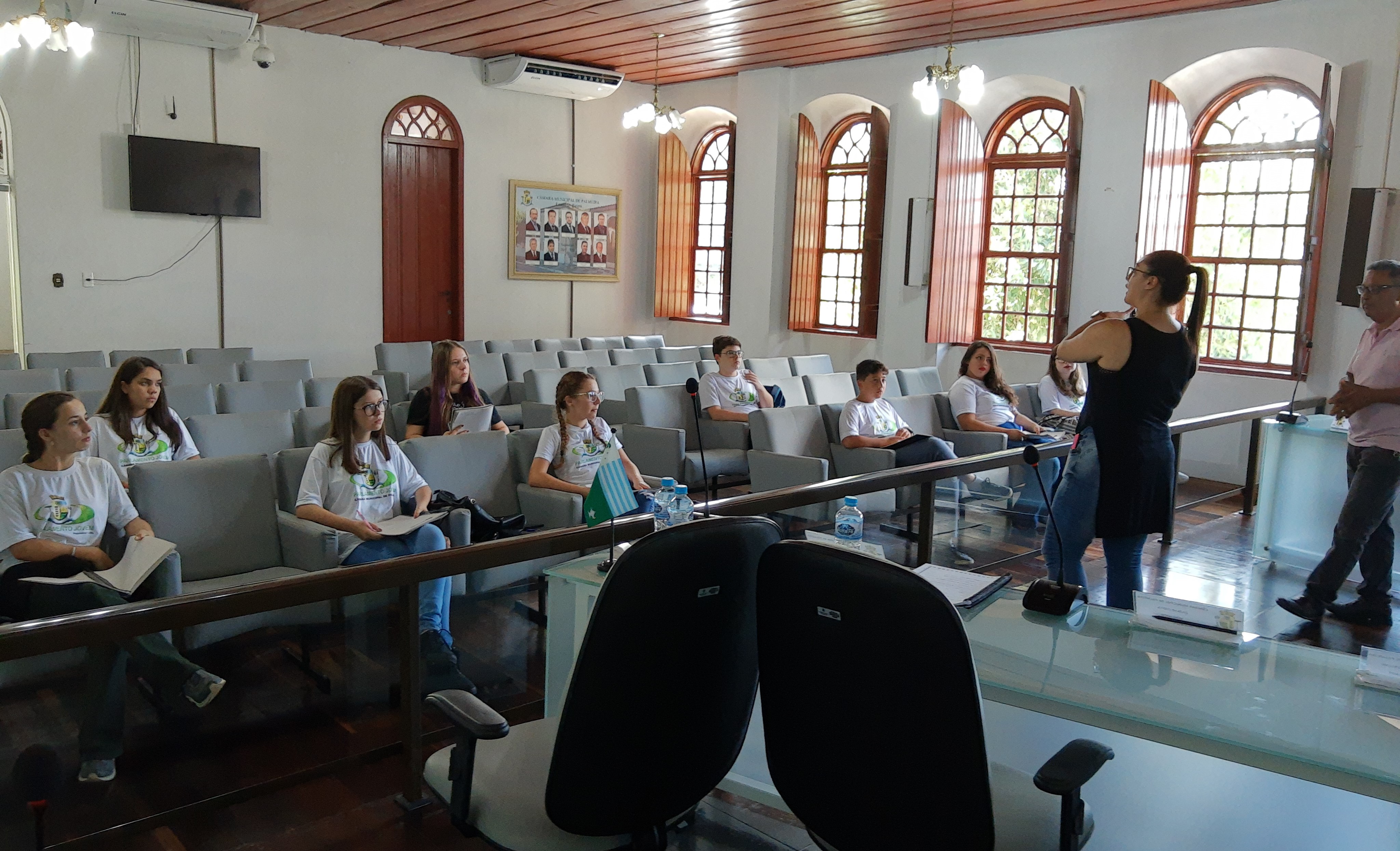 Vereadores do Parlamento Jovem participam de curso de capacitação
