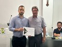DR RODRIGO SIQUEIRA É HOMENAGEADO COM MOÇÃO DE APLAUSOS DR RODRIGO SIQUEIRA É HOMENAGEADO COM MOÇÃO DE APLAUSOS