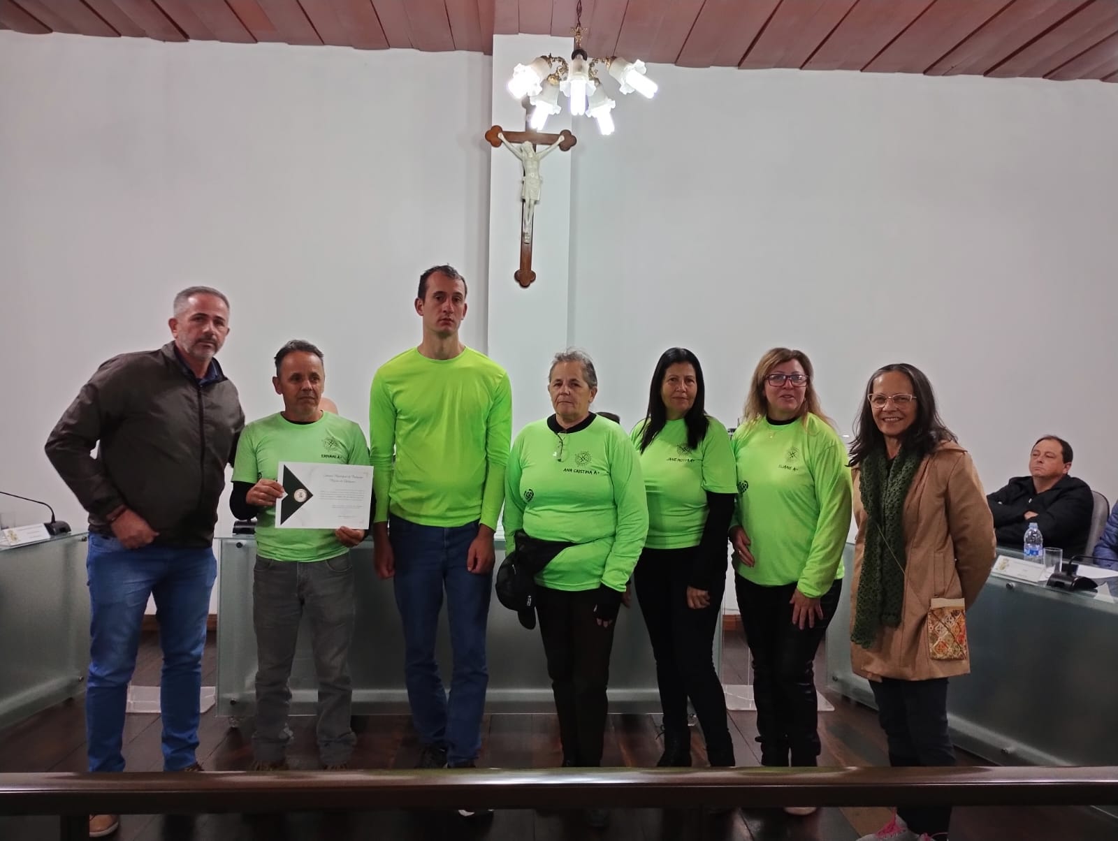 EQUIPE PÉS NA TRILHA RECEBEU MOÇÃO DE APLAUSOS DOS VEREADORES DE PALMEIRA