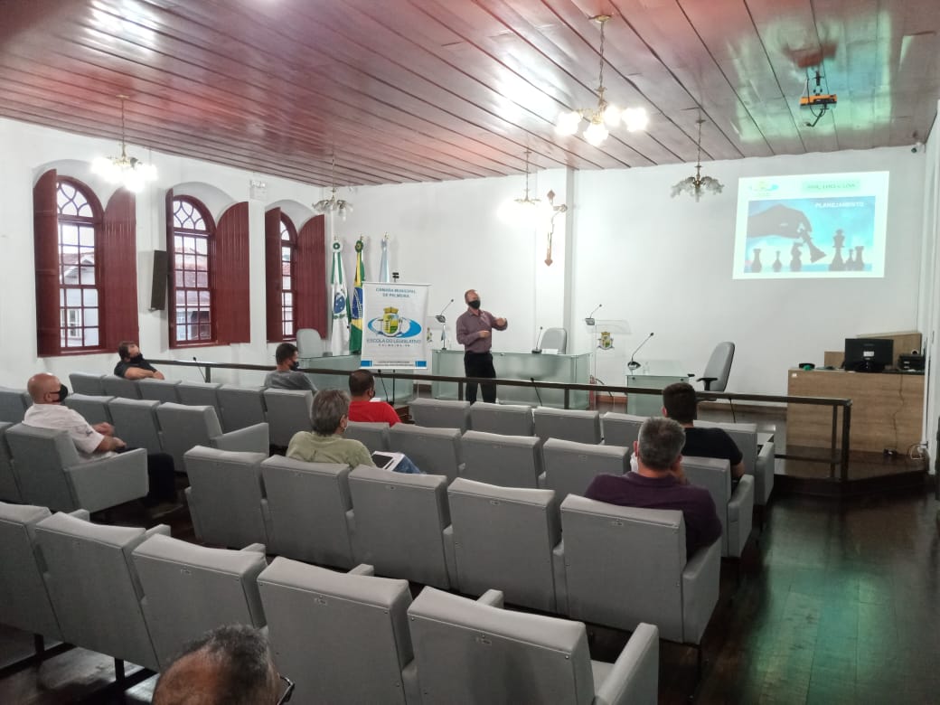 Escola do Legislativo realizou terceiro encontro e abordou Leis Orçamentárias