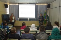 Guarauninha recebeu palestra do Parlamento Jovem