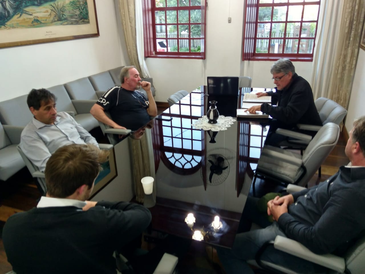 Josemar Stahlschmidt conversa com vereadores sobre o Plano Diretor