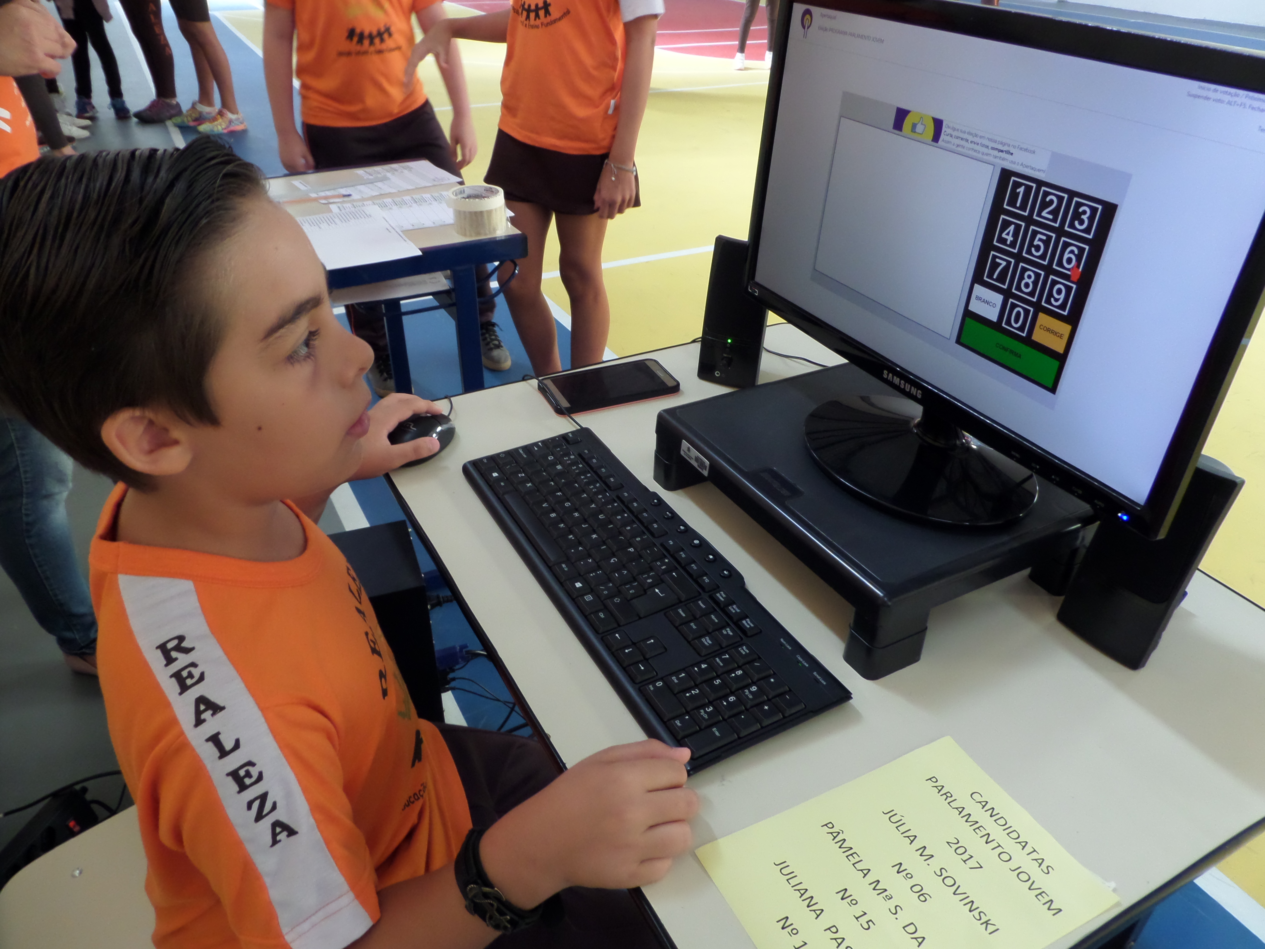 Parlamento Jovem 2017 realiza primeiro turno da eleição