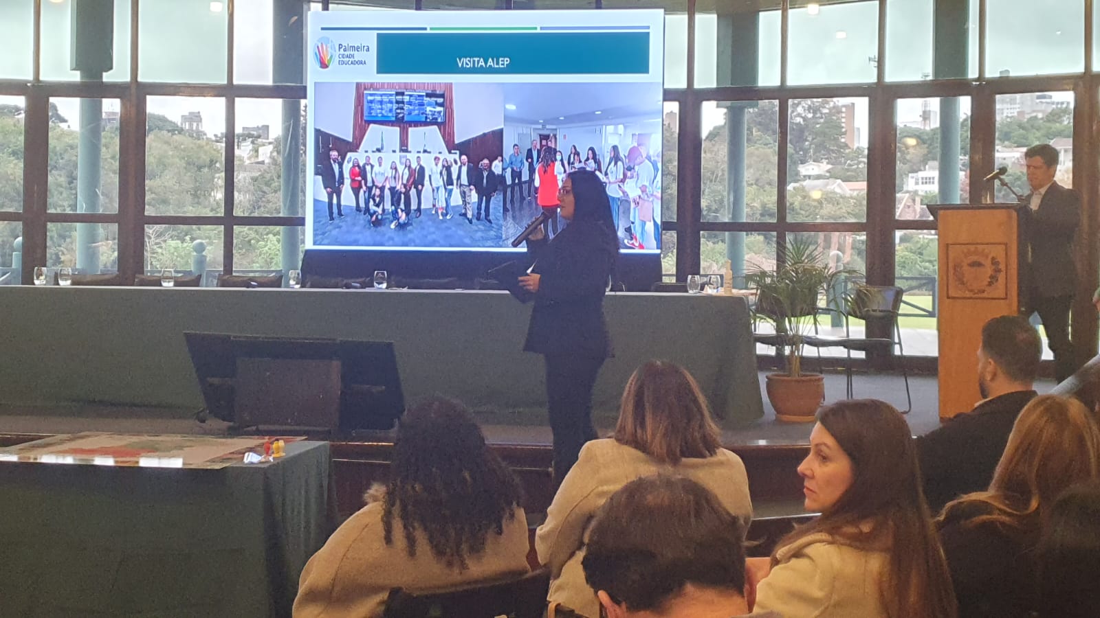 PARLAMENTO JOVEM FOI APRESENTADO NO FÓRUM DE PREFEITOS
