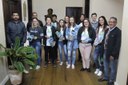 PARLAMENTO JOVEM VISITA A SEDE DO PODER EXECUTIVO MUNICIPAL PARLAMENTO JOVEM VISITA A SEDE DO PODER EXECUTIVO MUNICIPAL