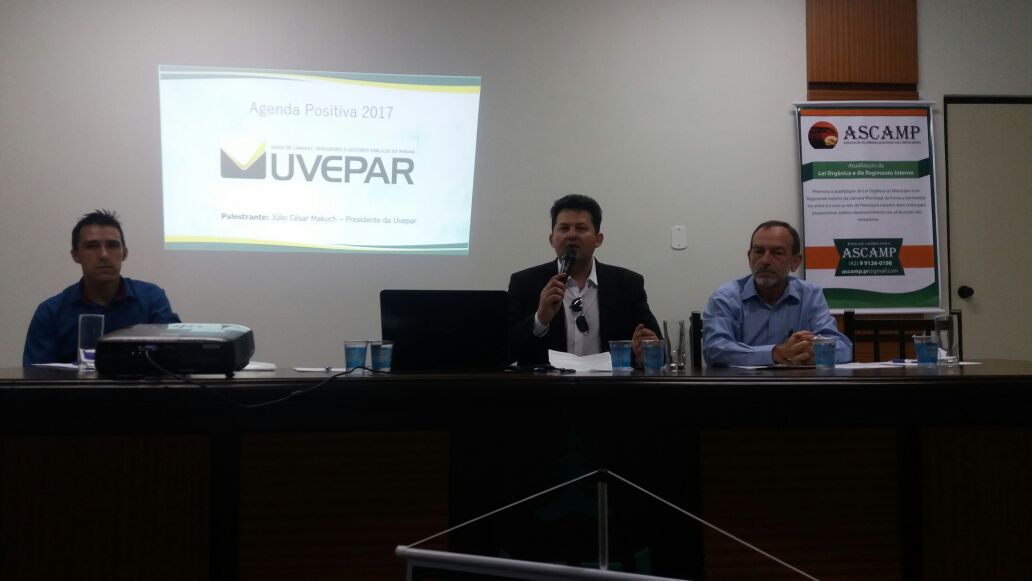 Presidente da Câmara participa como debatedor em evento que comemorou 30 anos da ASCAMP