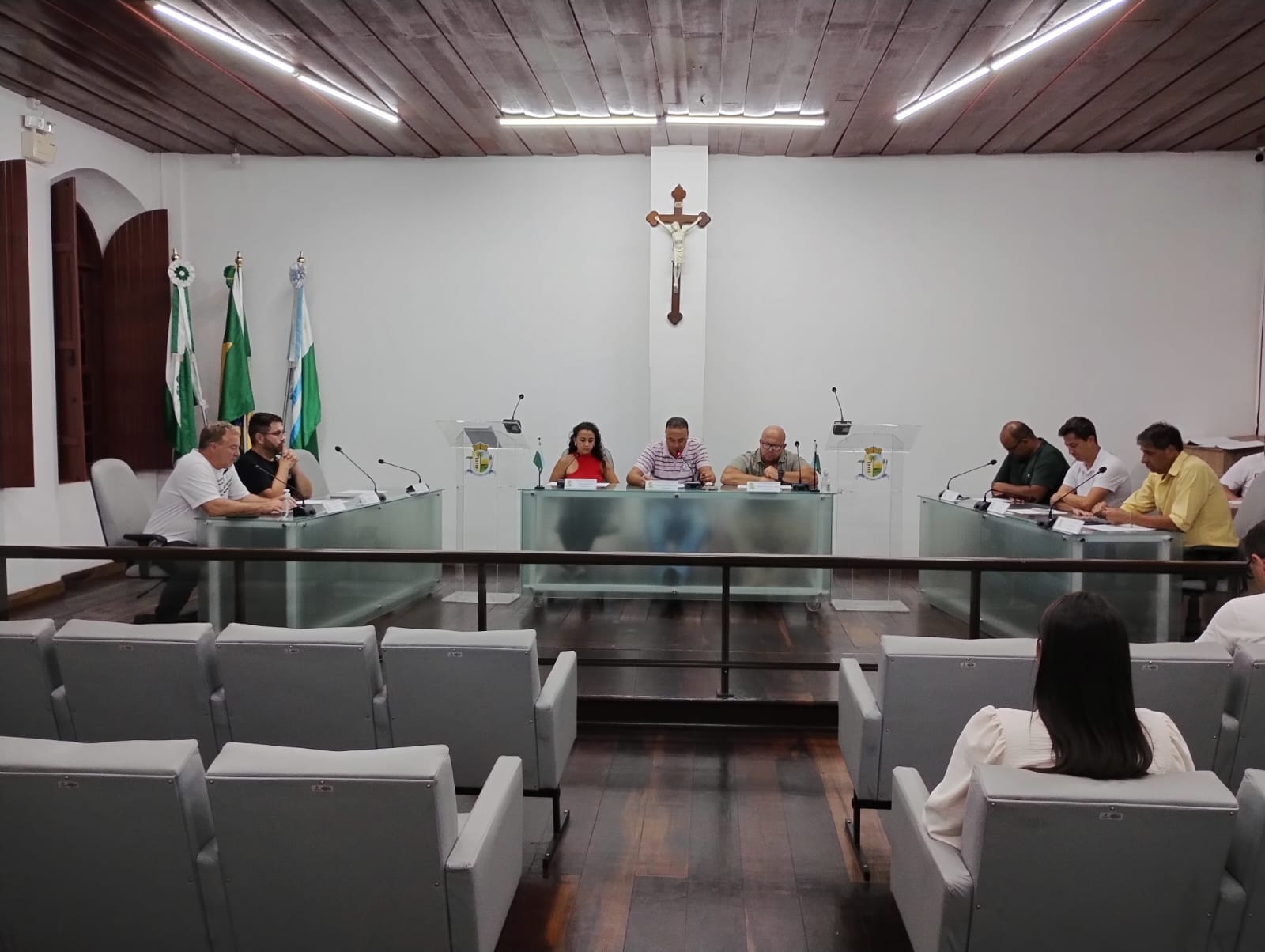 Sessão Extraordinária aprovou Projeto de Lei nº 6430/2025 em 1ª discussão