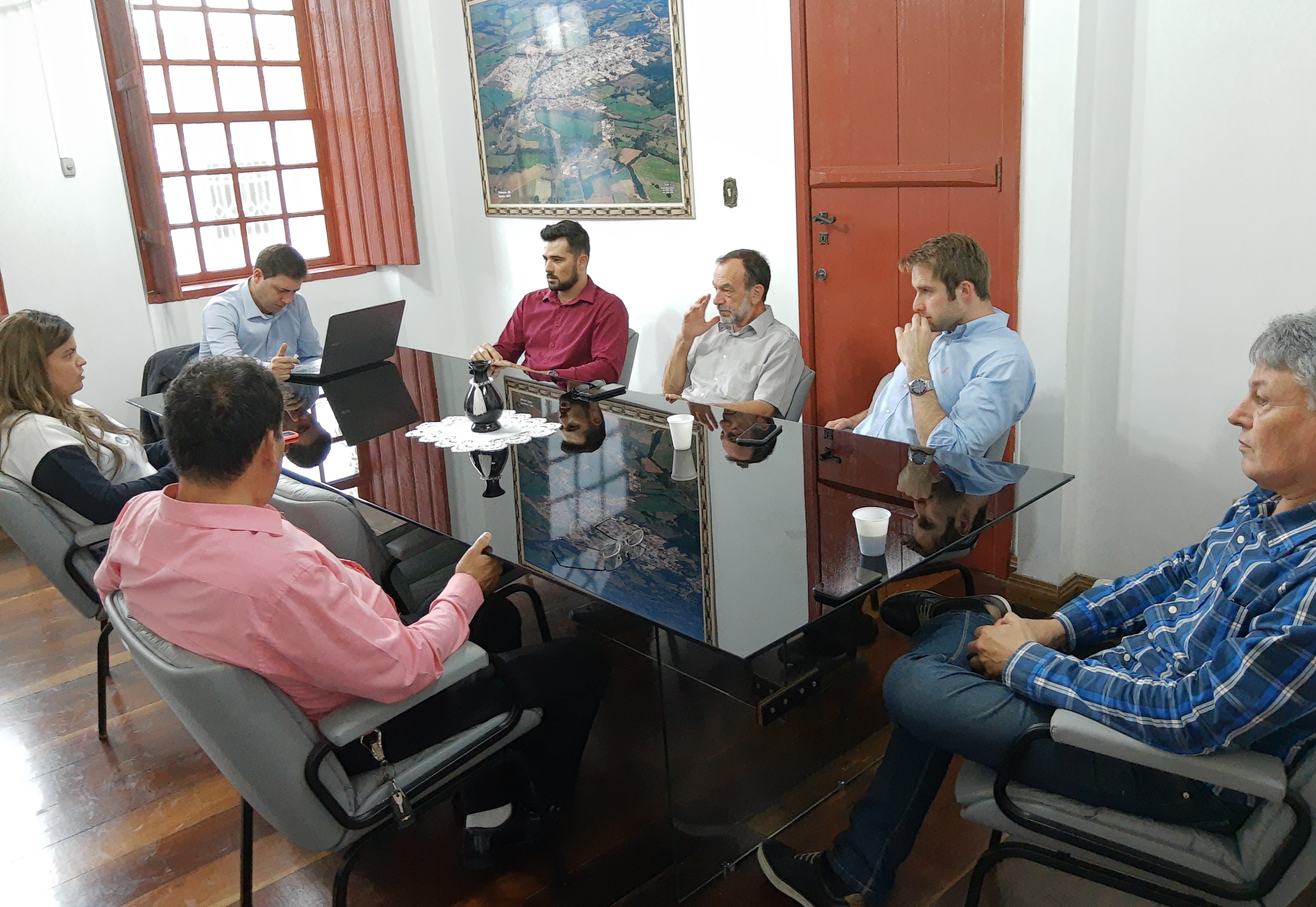 Vereadores se reúnem com a Secretária Municipal de Saúde
