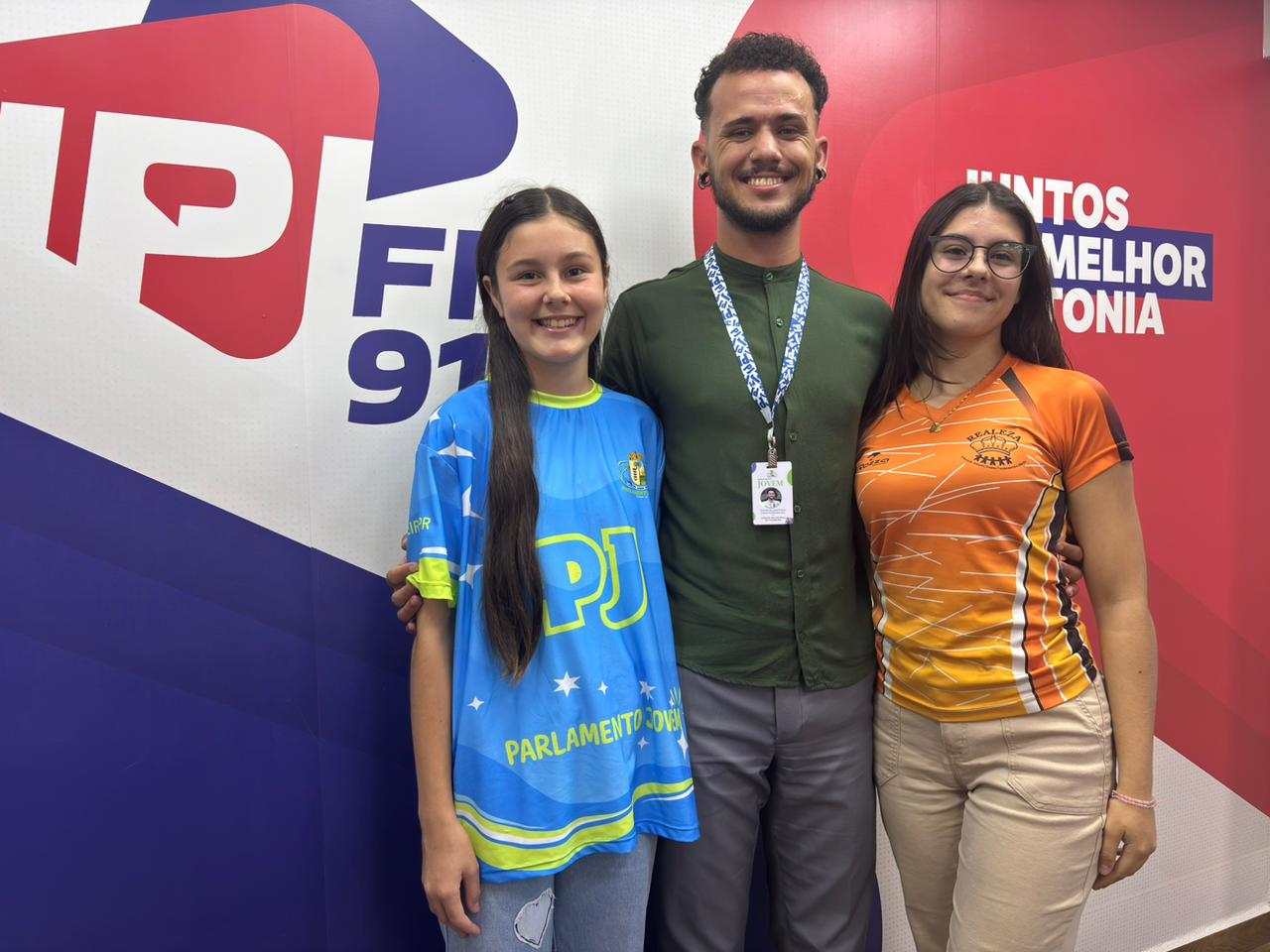 Jovens parlamentares participam de entrevista na Rádio Ipiranga
