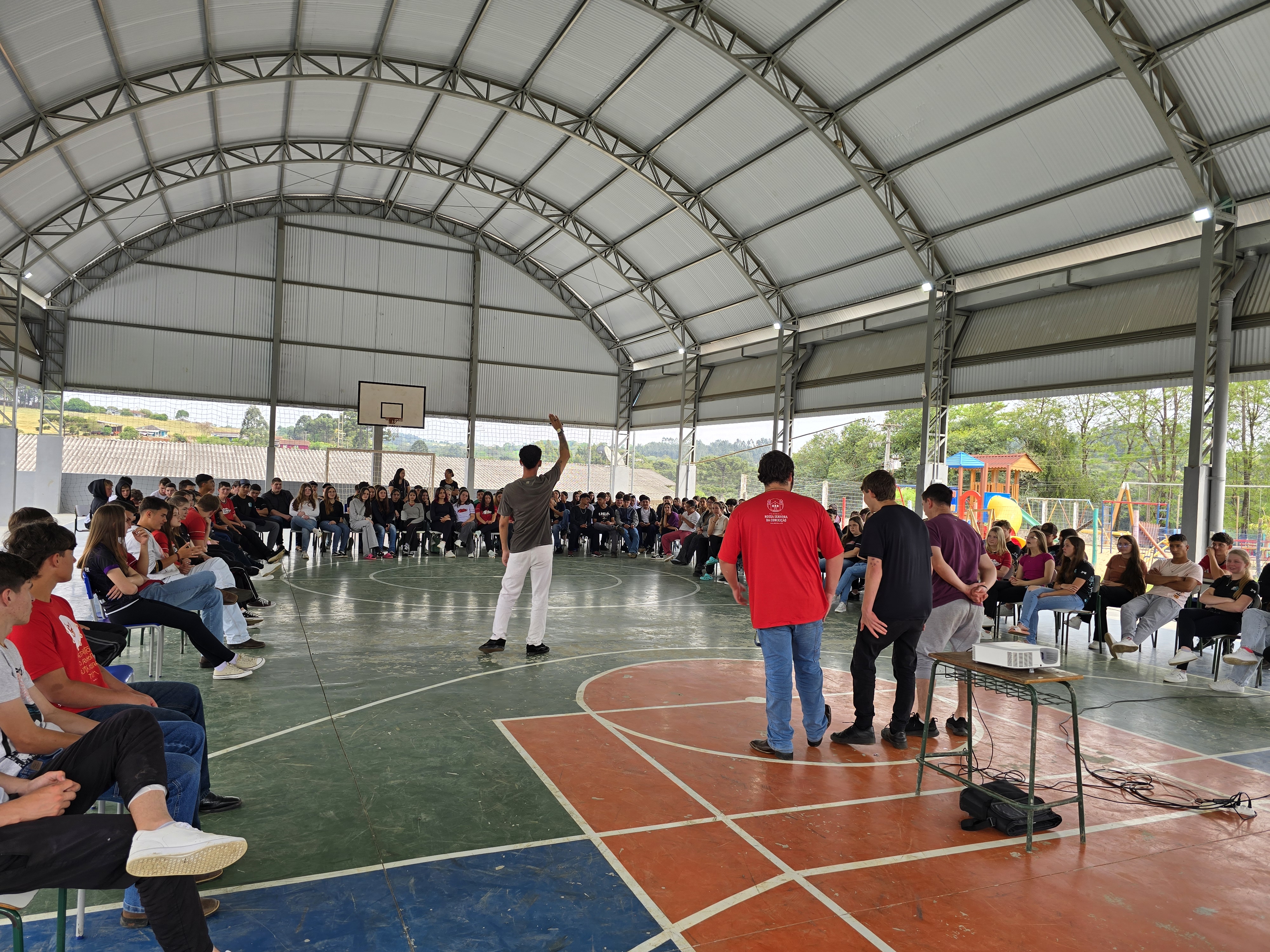 Palestras do legislativo seguem levando conhecimento para escolas