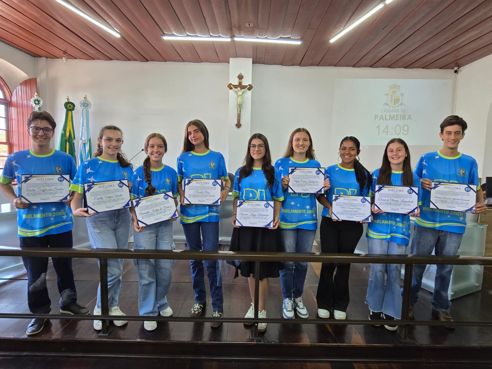 Parlamento Jovem 2026 inicia atividades com posse, eleição da mesa diretora e apadrinhamento