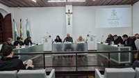 Sessões da semana aprovam proposições e contas de 2016 do Executivo
